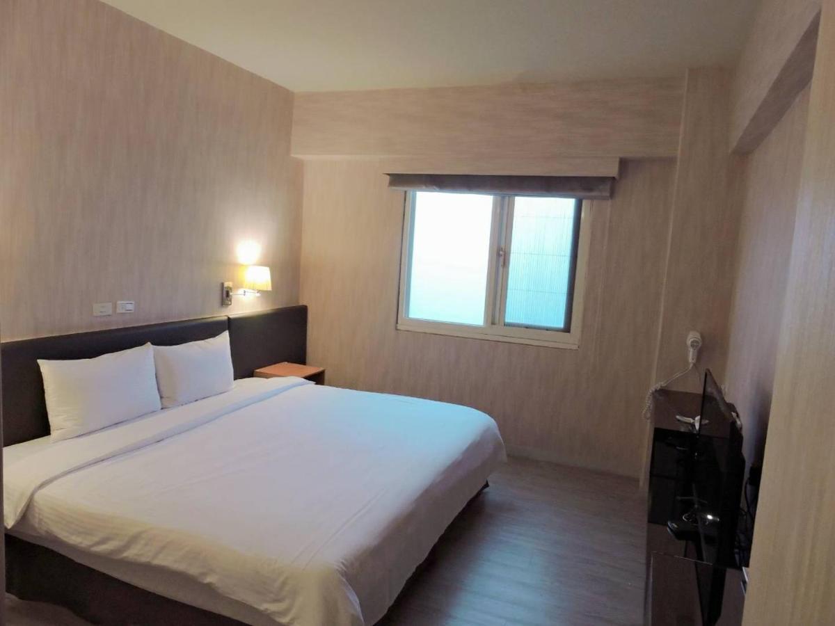 Walker Hotel - Sanchong Тайбэй Экстерьер фото