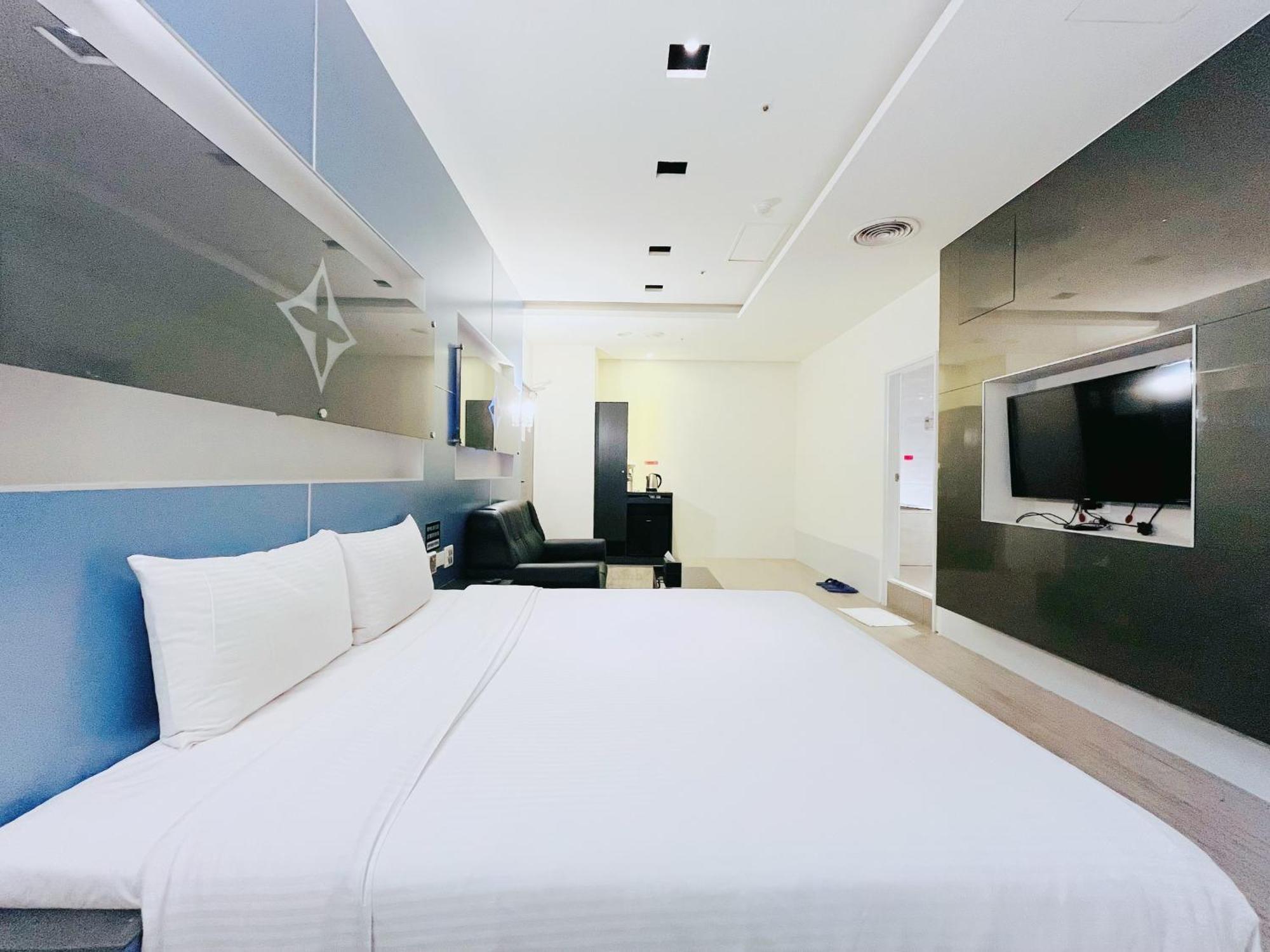 Walker Hotel - Sanchong Тайбэй Экстерьер фото